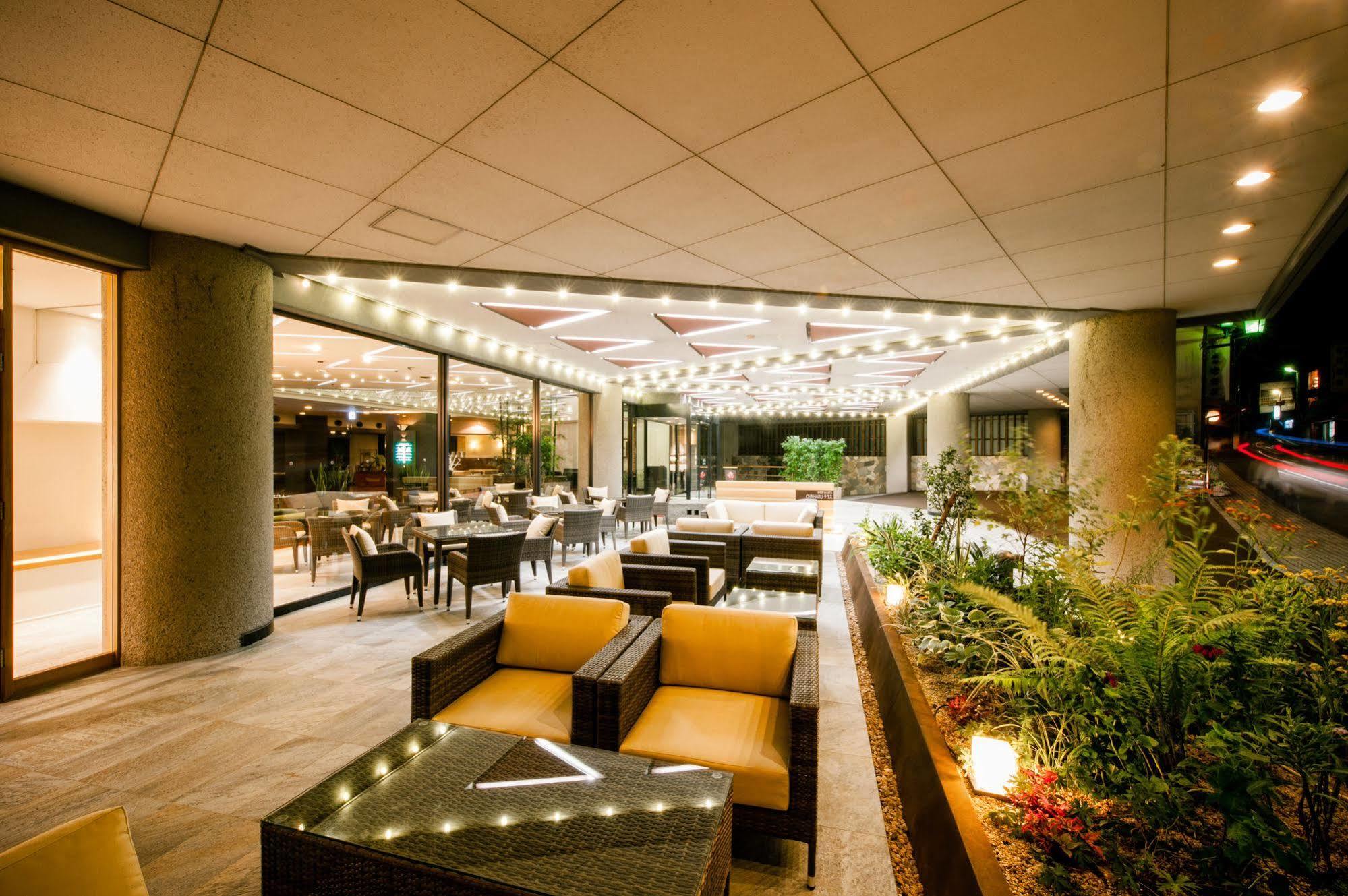 Chaharu Hotel Macujama Kültér fotó